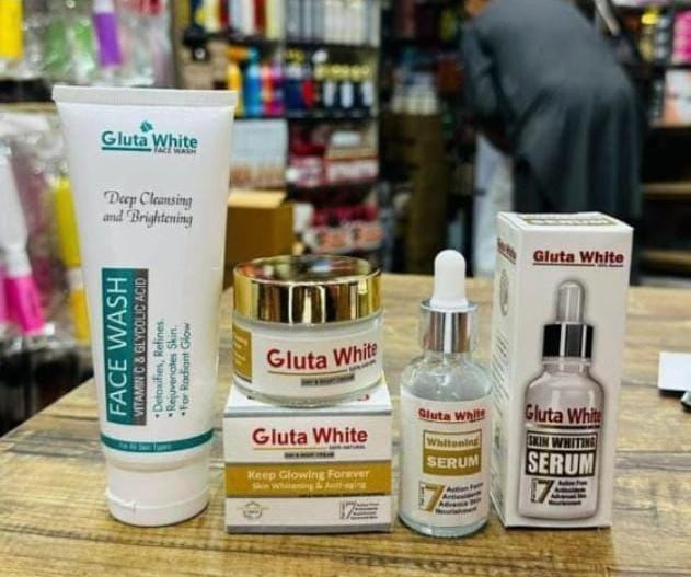 Gluta White 3-in-1 Skin Care Bundle 150ml White