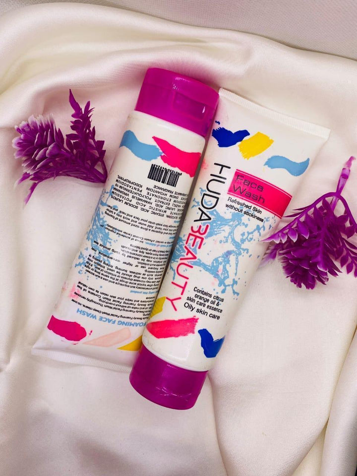 Huda Beauty Whitening Face Wash 100ml Oily Skin